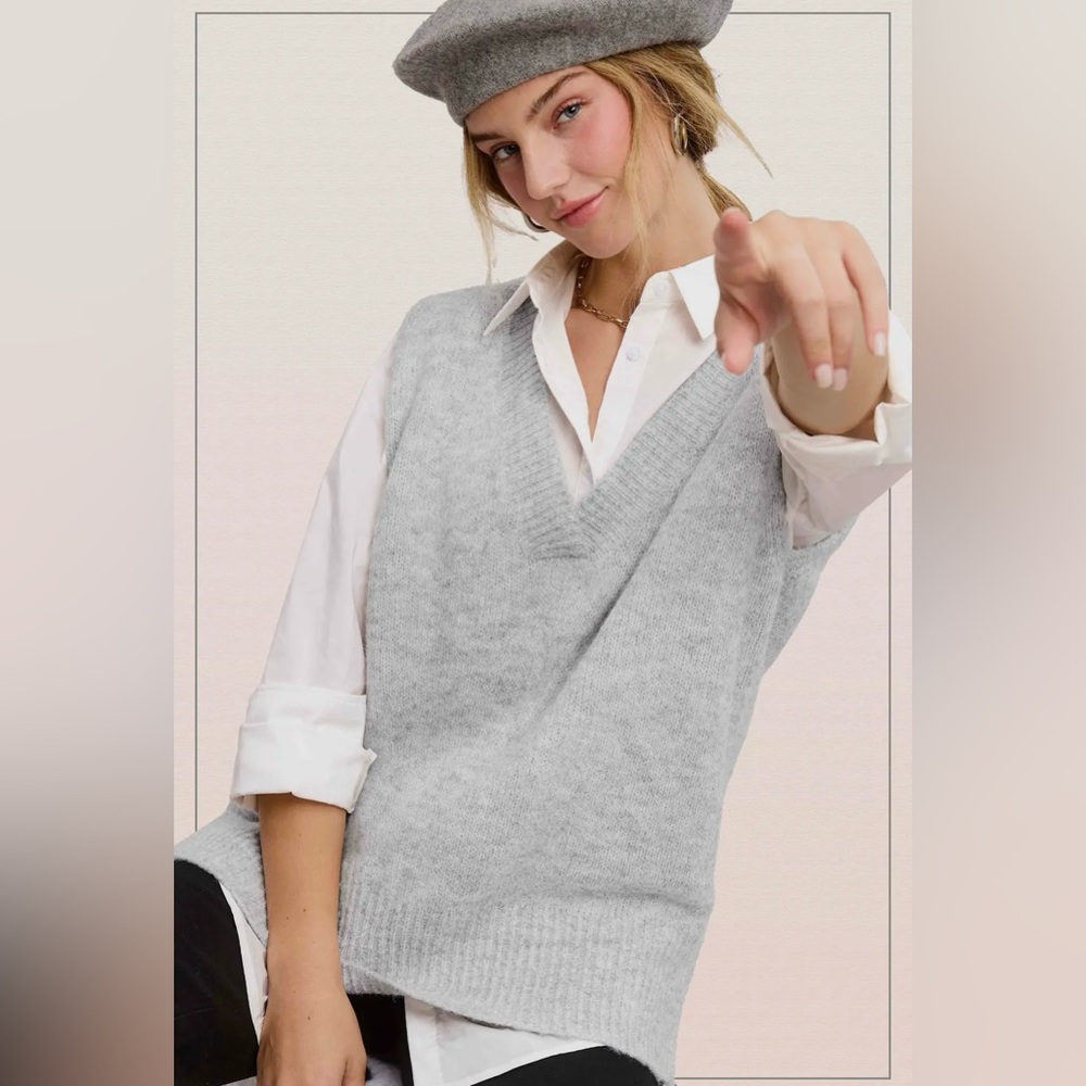 Meet-Cute, Oversized soft knit Sweater Vest, Grey